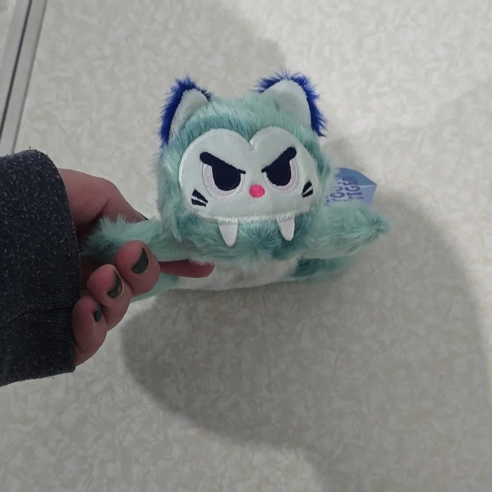 Bark Dog Toy Slobber Tooth Tiger NWT‎ Size Small 0-20 pounds